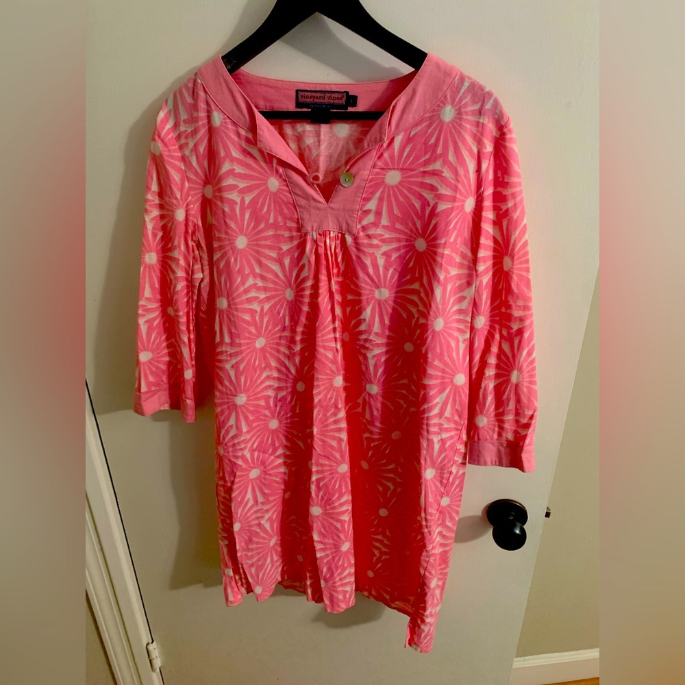 Vineyard Vines pink and white floral sundress size large